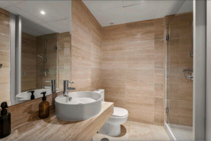 392f5821a509d5dedb951d5bbf6cc382 - 12