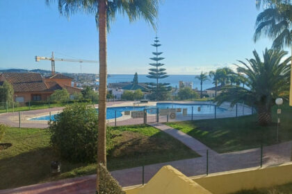 394526241dd412703573b088d0347d2d - 14