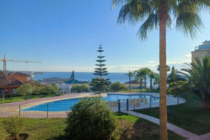 394526241dd412703573b088d0347d2d - 26