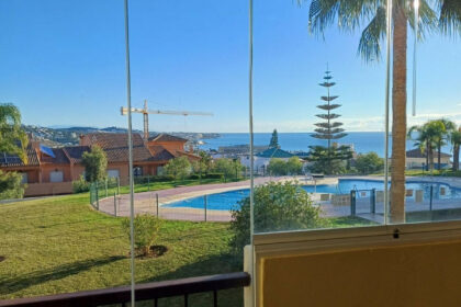 394526241dd412703573b088d0347d2d - 30