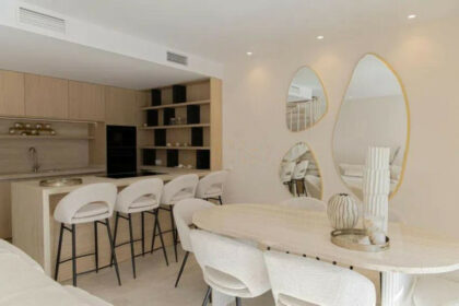 39efd4fea4d111e39688cd804452f7ac - 28