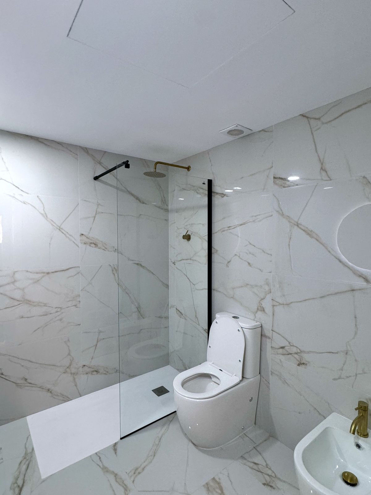 39f9328f5068856148c6300b8577b9cf - 18