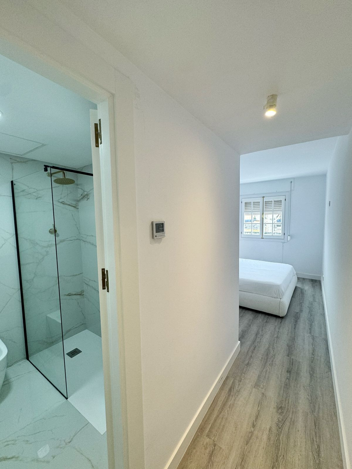 39f9328f5068856148c6300b8577b9cf - 22