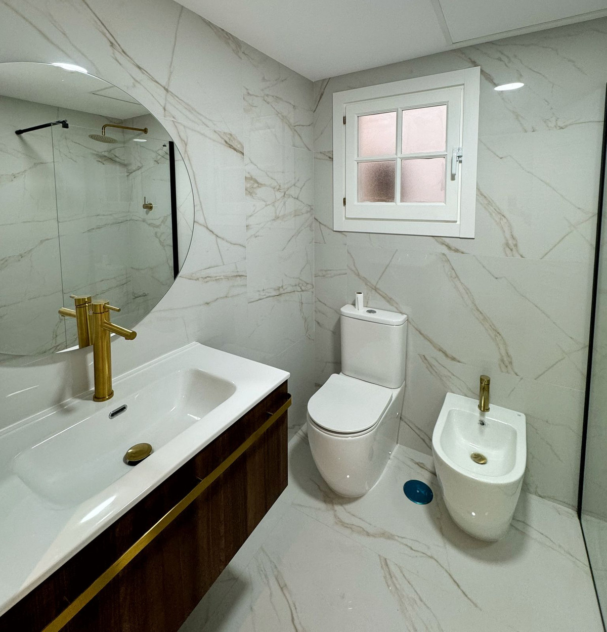 39f9328f5068856148c6300b8577b9cf - 28