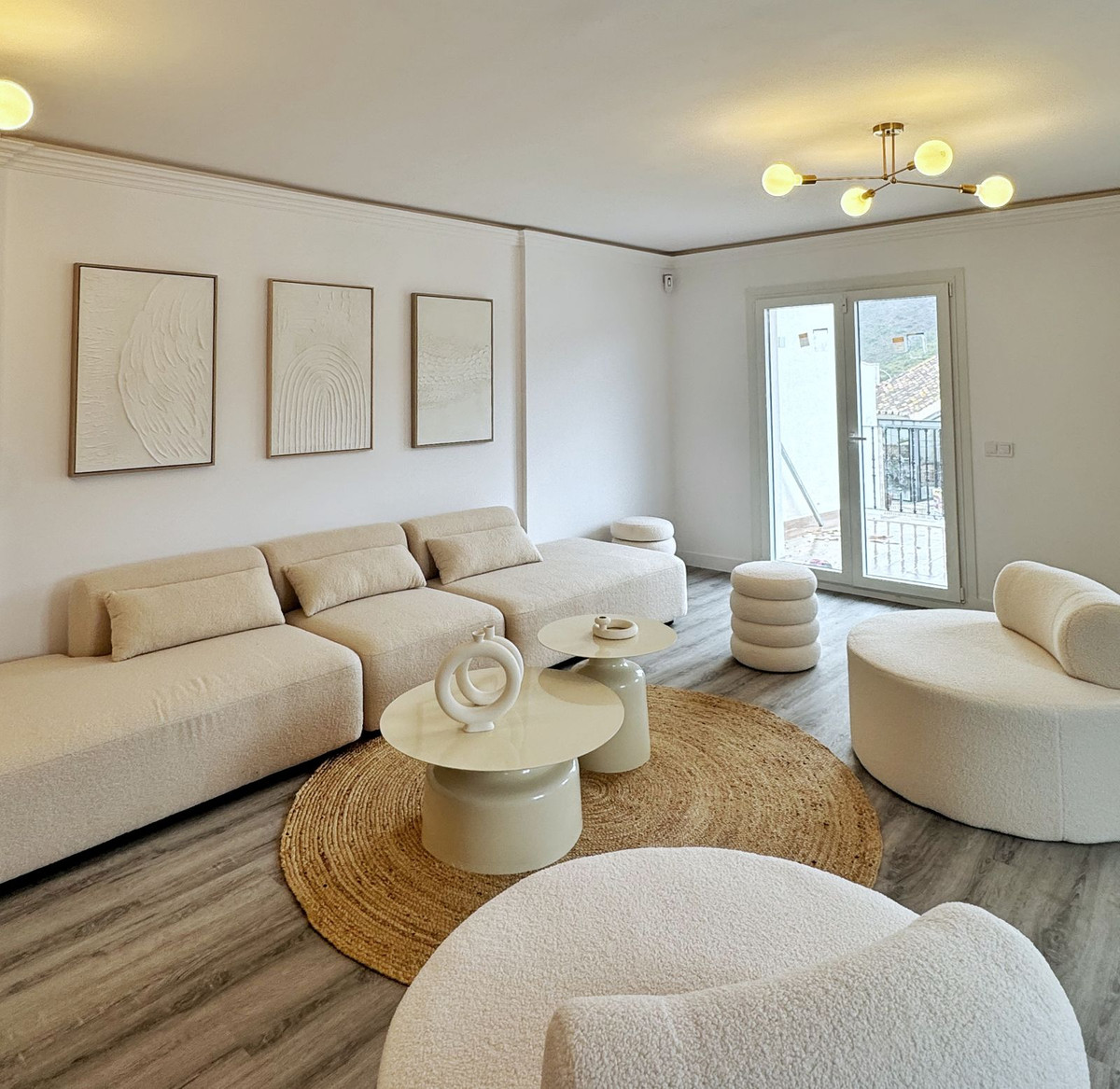 39f9328f5068856148c6300b8577b9cf - 4