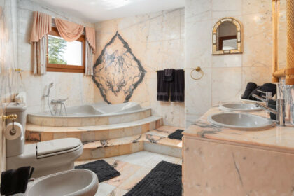 3ab118596b8bece4be24d2f7d249b7cf - 18