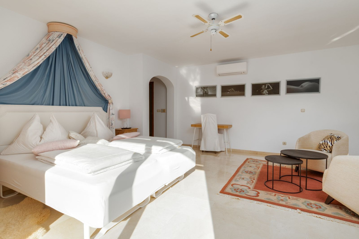 3ab118596b8bece4be24d2f7d249b7cf - 19