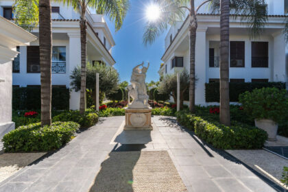 3b0bd670be822da1e07eaf1a9853cf72 - 22