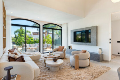 3c0228fd3856d2338571cbc8744bbebb - 13