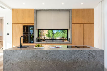 3c0228fd3856d2338571cbc8744bbebb - 18