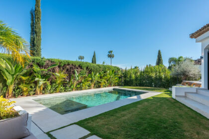 3c0228fd3856d2338571cbc8744bbebb - 4