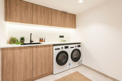 3c0228fd3856d2338571cbc8744bbebb - 43