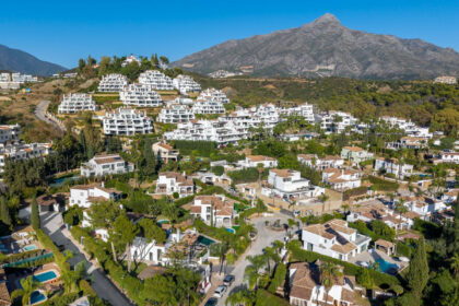 3c0228fd3856d2338571cbc8744bbebb - 49