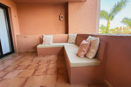 3c126d65902a5418ee81bb5151ba3e1d - 23