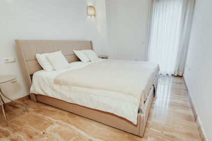 3c126d65902a5418ee81bb5151ba3e1d - 43