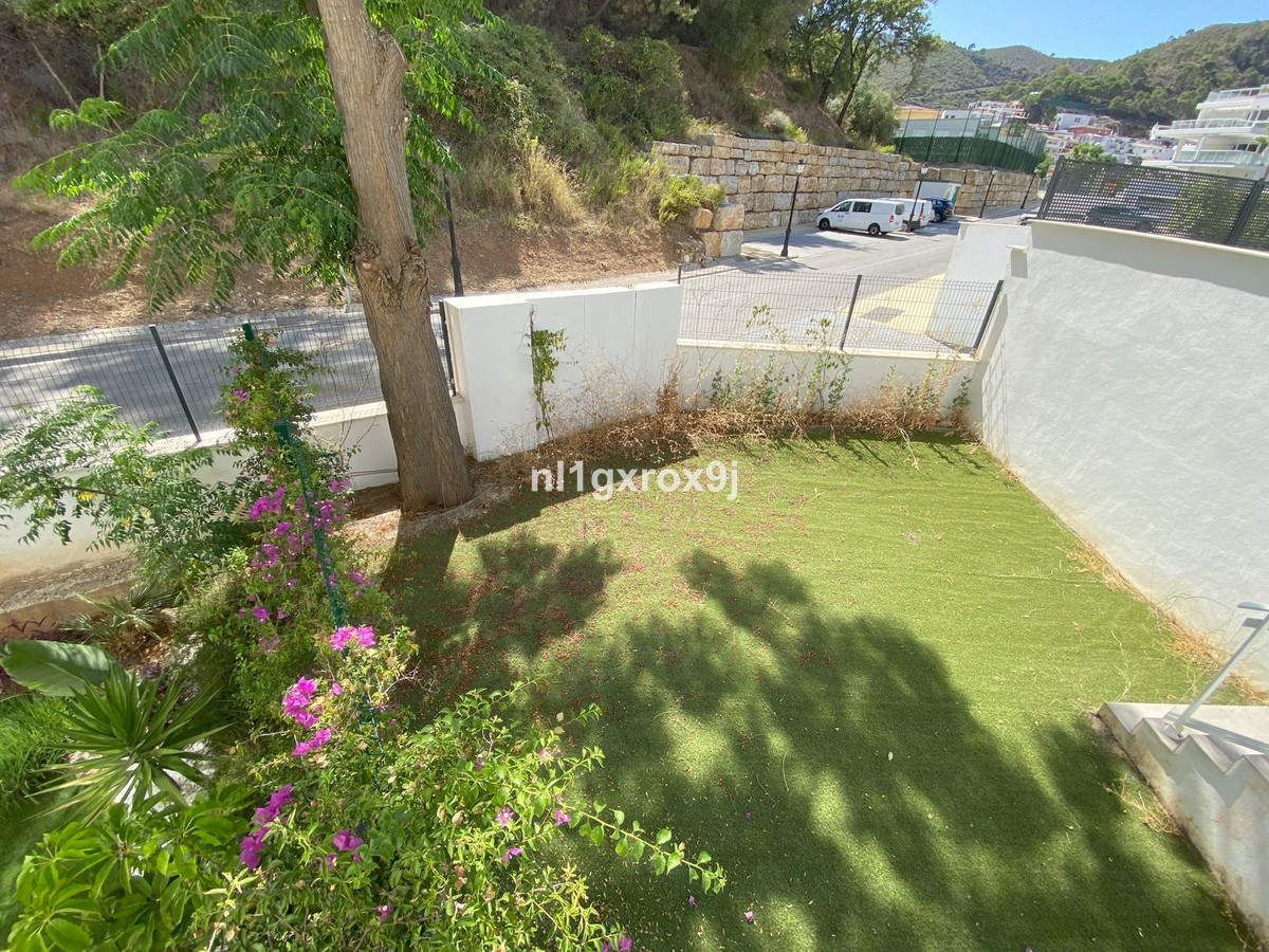 3cebe26fb19a6f3bd570a814f79f71db - 10