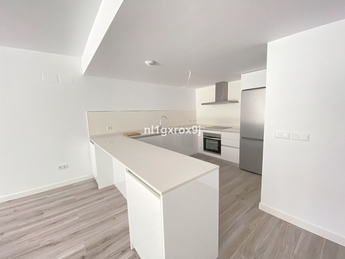 3cebe26fb19a6f3bd570a814f79f71db - 15