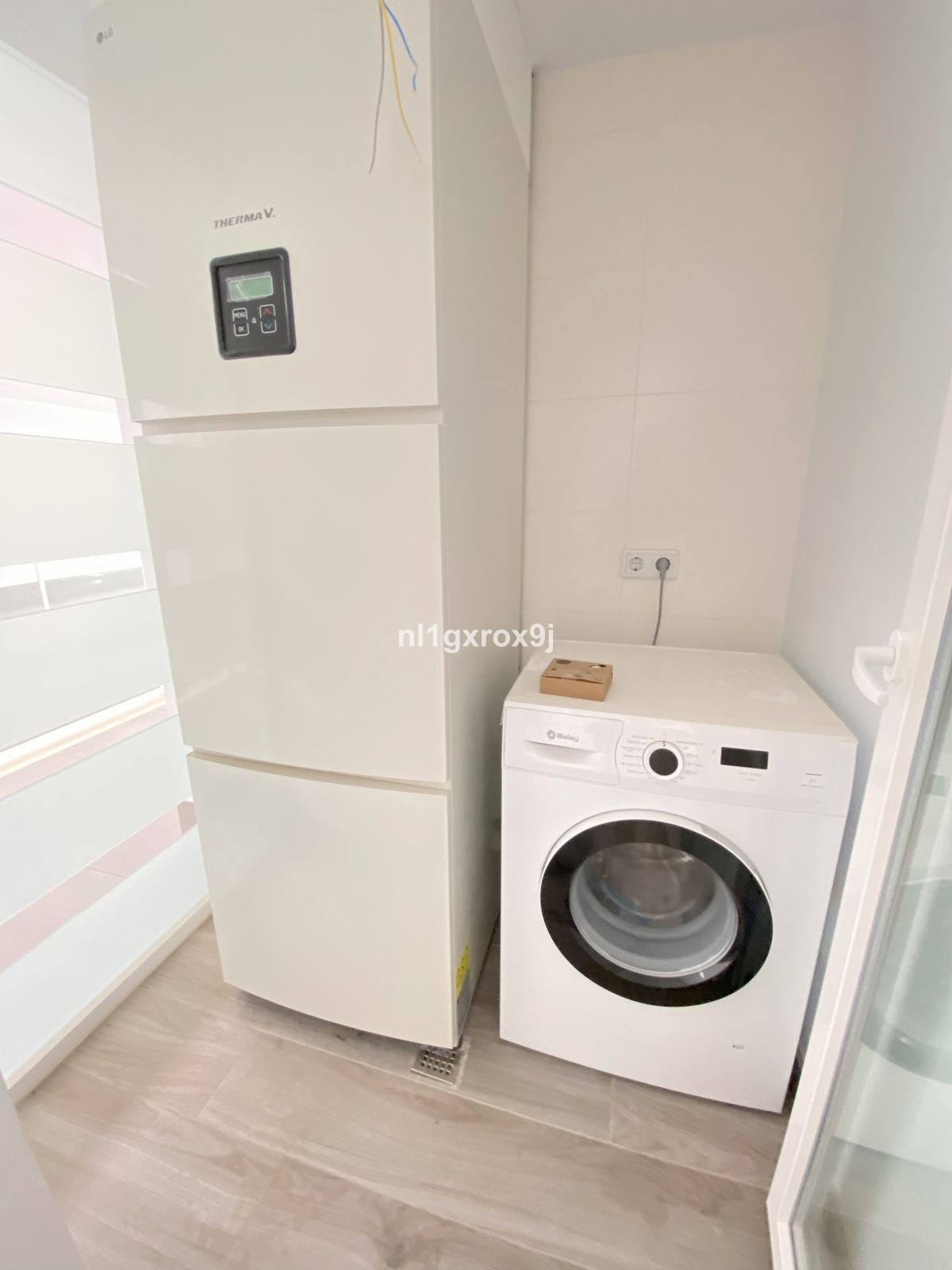 3cebe26fb19a6f3bd570a814f79f71db - 23