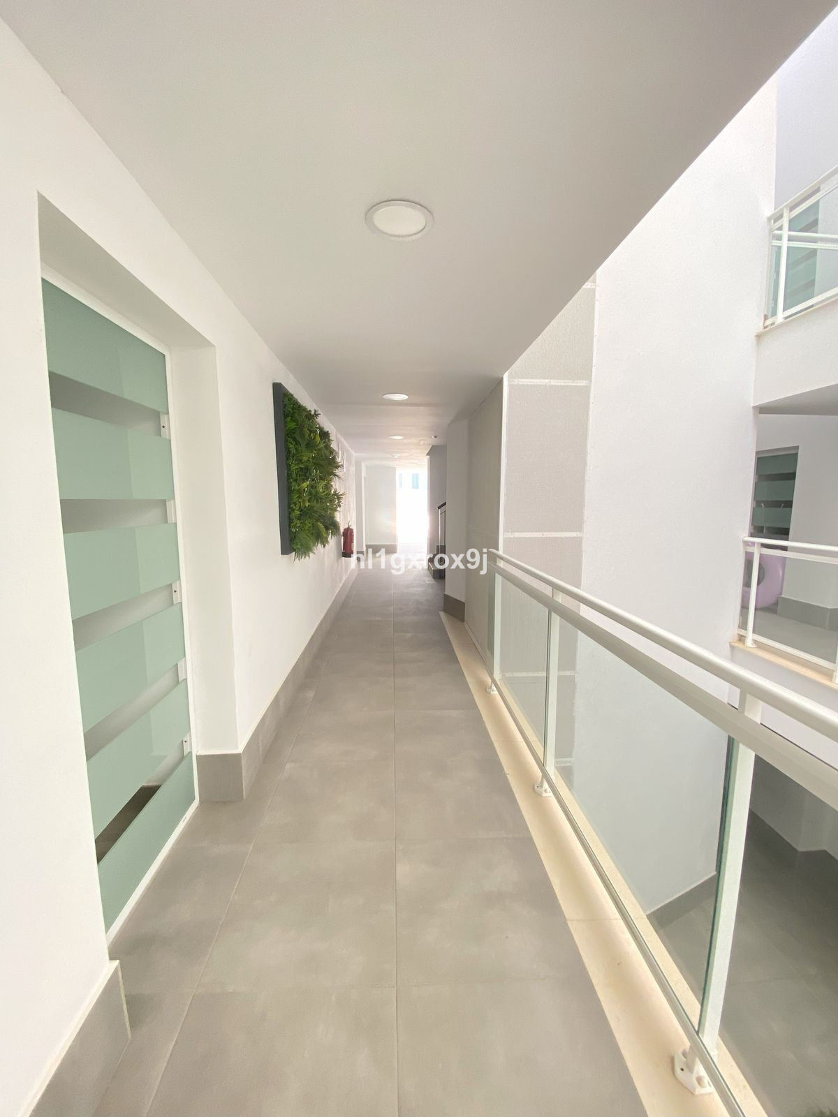 3cebe26fb19a6f3bd570a814f79f71db - 25