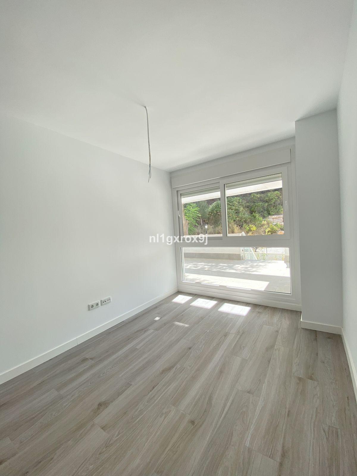 3cebe26fb19a6f3bd570a814f79f71db - 31