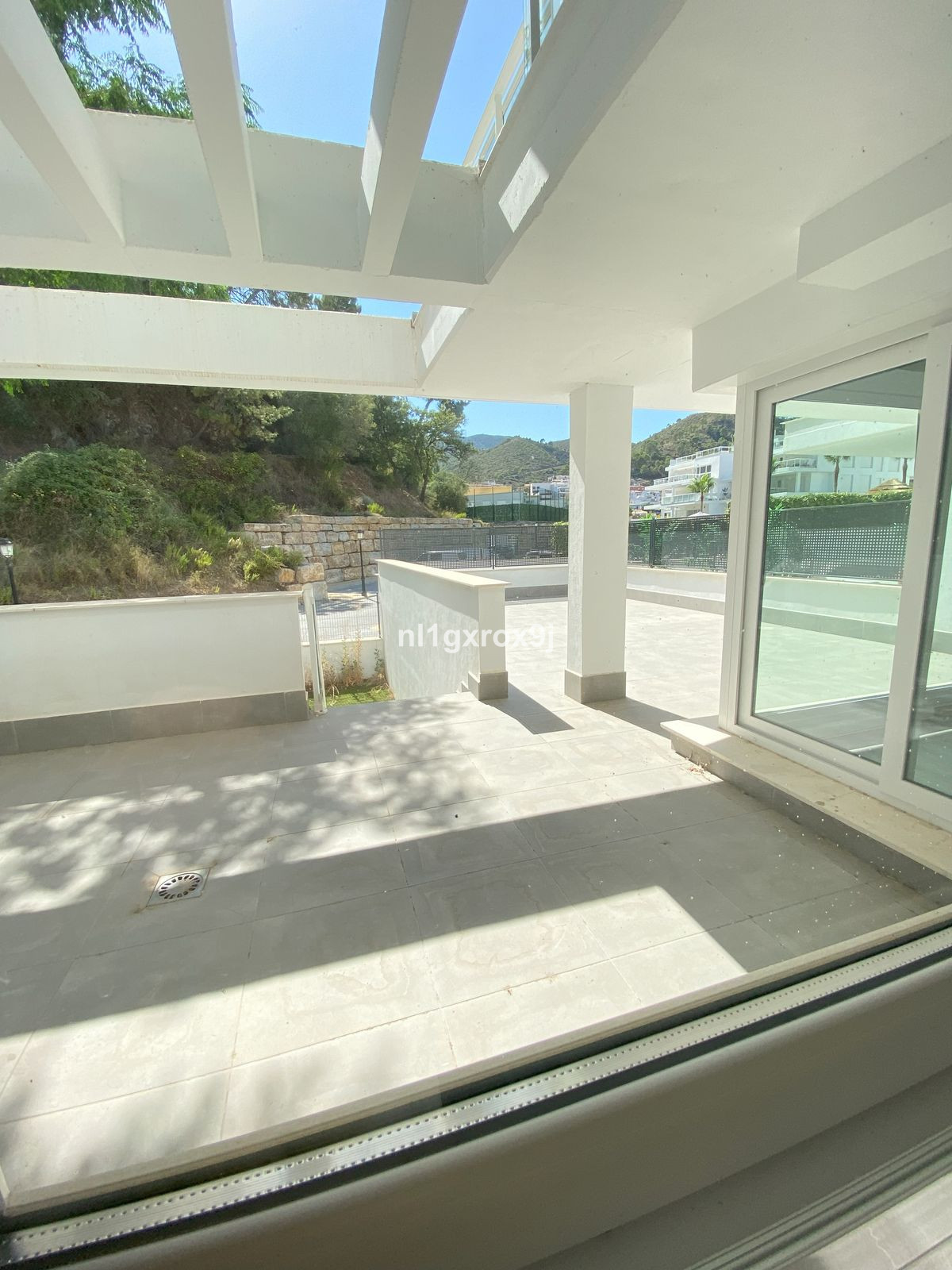 3cebe26fb19a6f3bd570a814f79f71db - 33