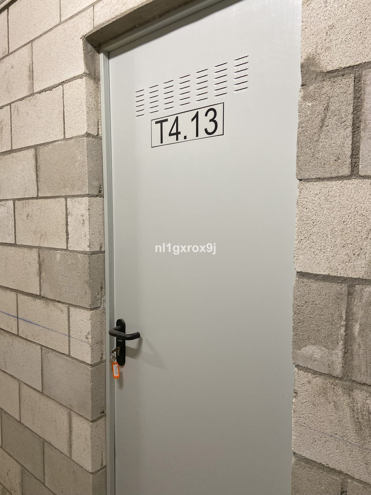 3cebe26fb19a6f3bd570a814f79f71db - 41