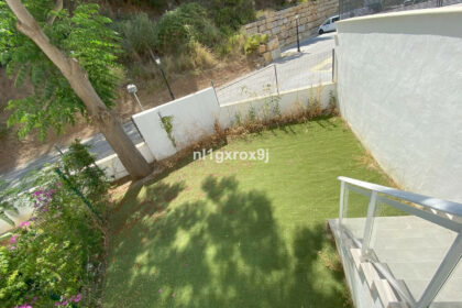 3cebe26fb19a6f3bd570a814f79f71db - 9