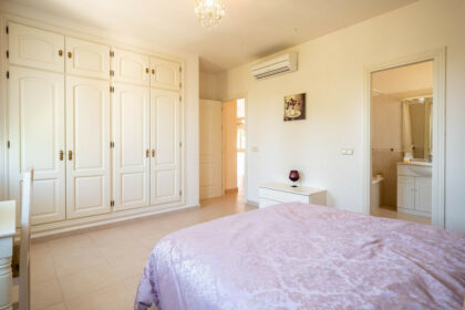 3d894e81ce2ca530062d6df7e03c0154 - 12