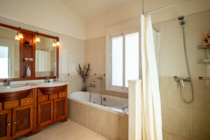 3d894e81ce2ca530062d6df7e03c0154 - 16