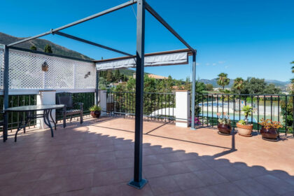 3d894e81ce2ca530062d6df7e03c0154 - 20