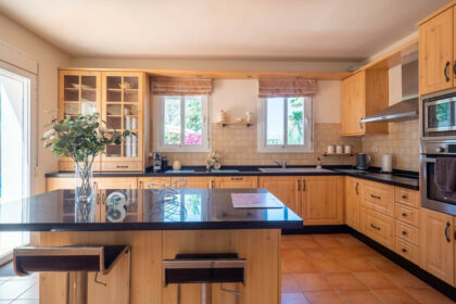 3d894e81ce2ca530062d6df7e03c0154 - 32