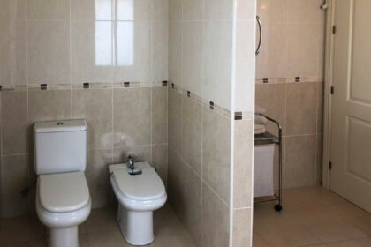 3d894e81ce2ca530062d6df7e03c0154 - 37