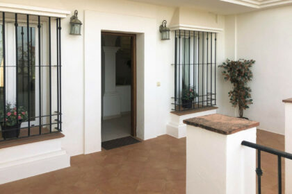 3d894e81ce2ca530062d6df7e03c0154 - 41