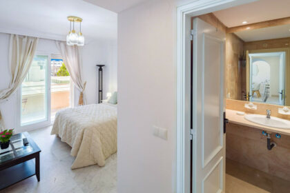 3e429e532924cf7c24a296bd52fbf76d - 20