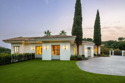 3ef718d8a74249a251bd9c6c1de10943 - 41