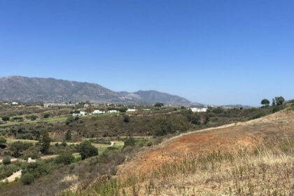 3f41f290c0ea7b516614bb76d951ade4 - 15