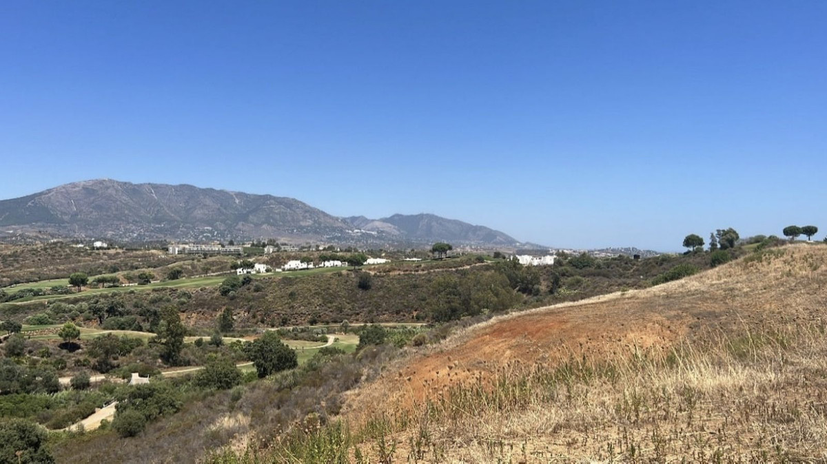 3f41f290c0ea7b516614bb76d951ade4 - 15