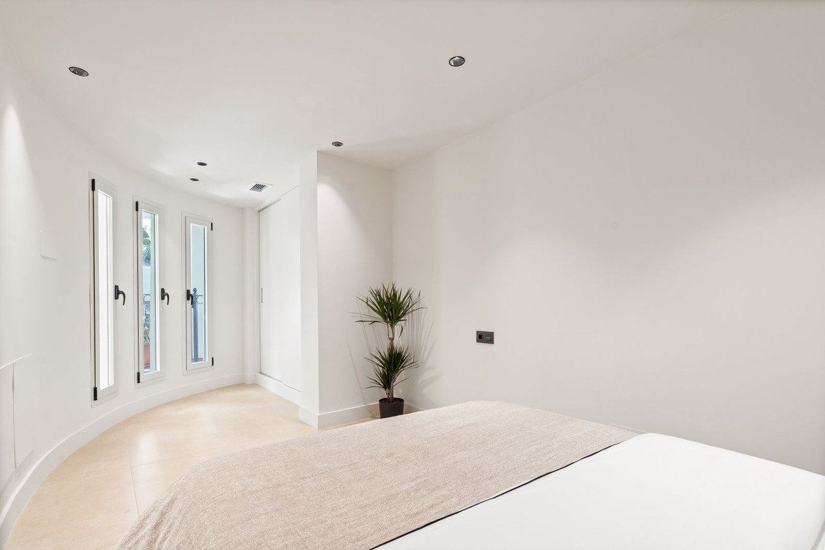 3f6c622727fd172908f14e8eac459342 - 18