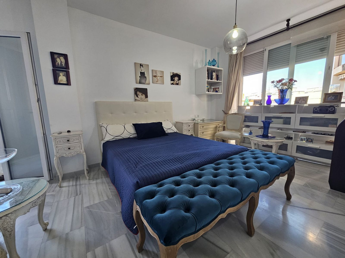 3fee6baca163d4cc7b1a6eda79462afe - 5