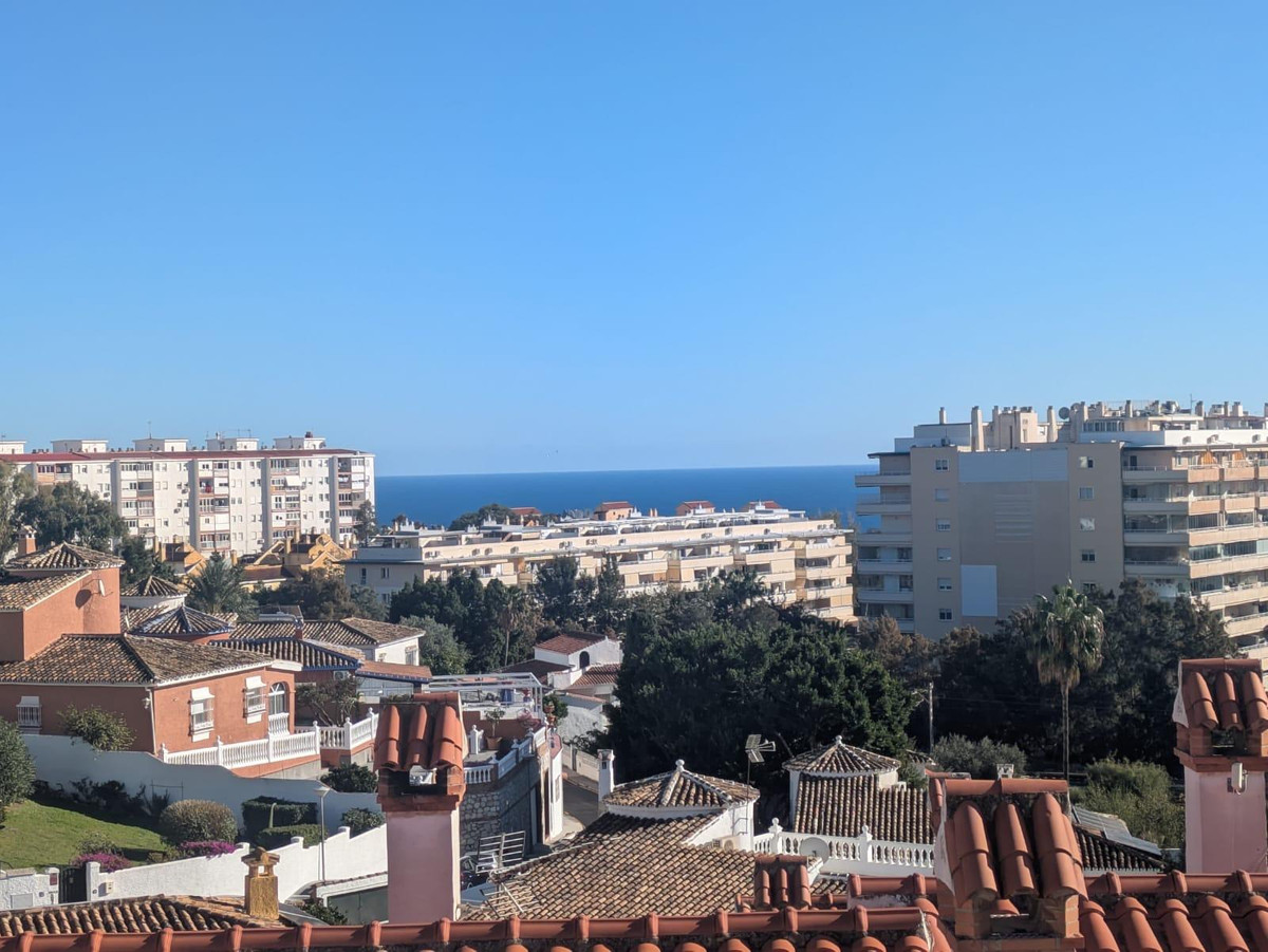 407ca94963b536be0d7e5a8bdb86301e - 1