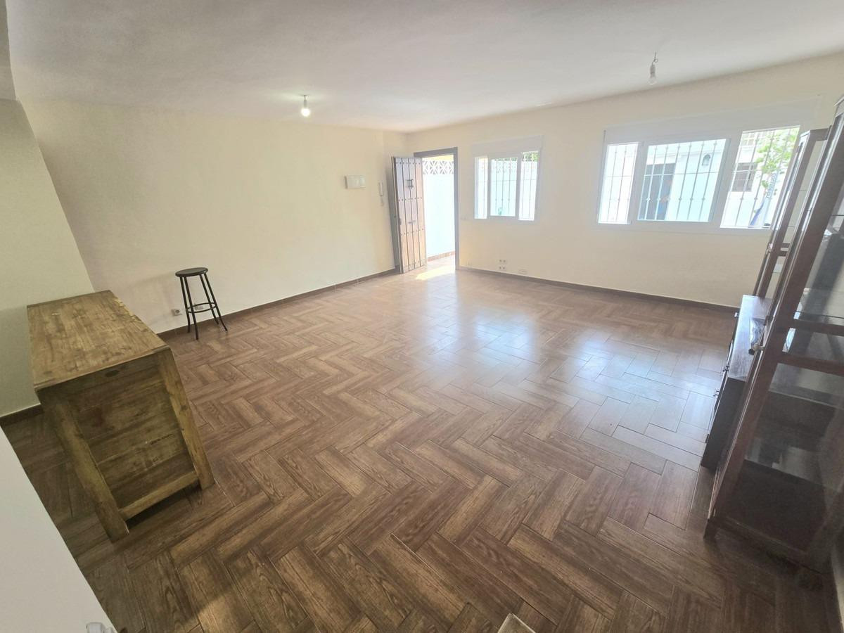 407ca94963b536be0d7e5a8bdb86301e - 24