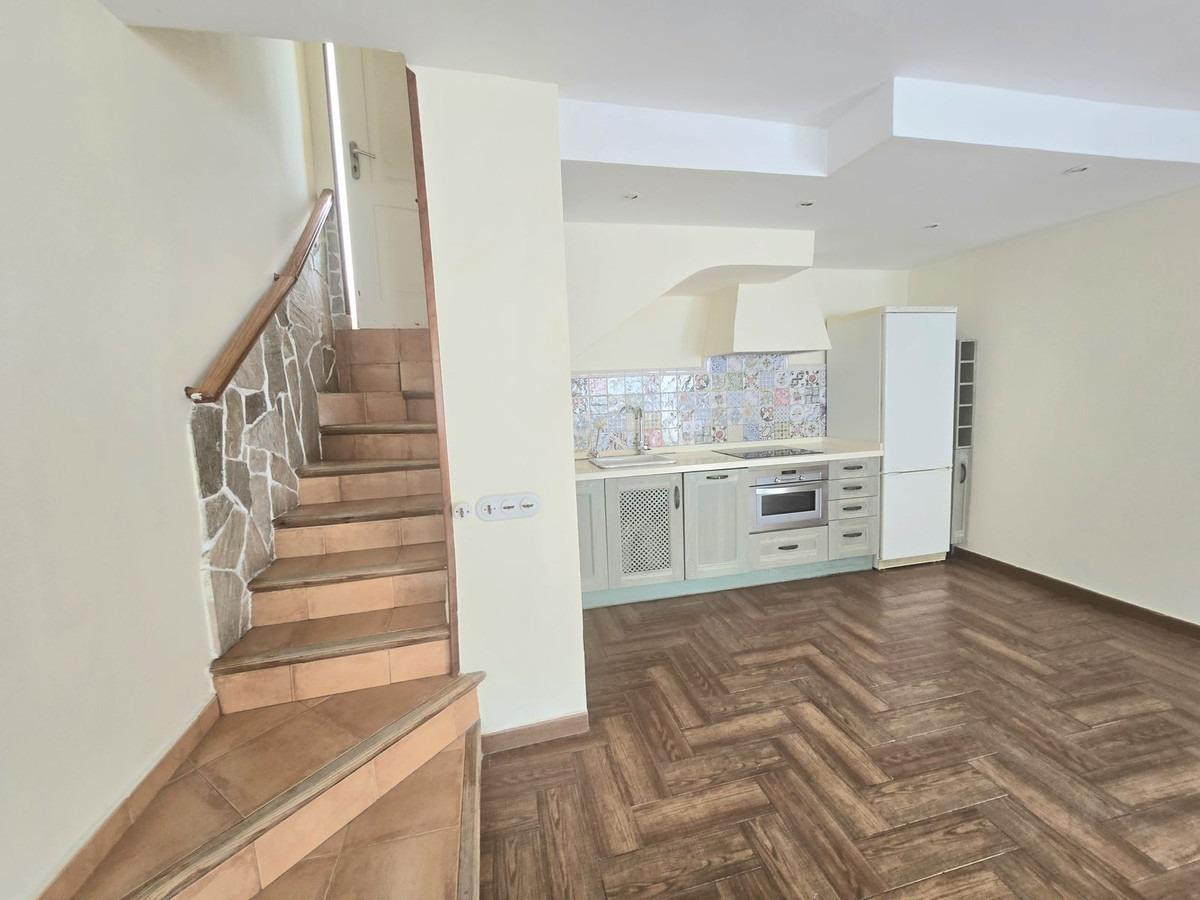 407ca94963b536be0d7e5a8bdb86301e - 29