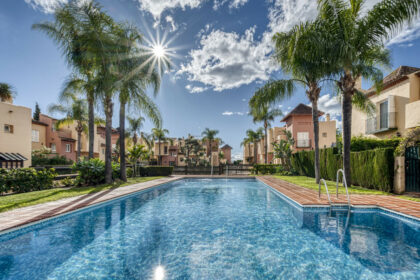 40dae7d6550464b68233cf8500cb89cb - 27