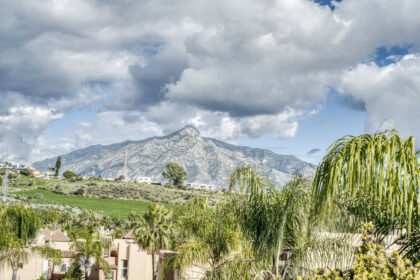 40dae7d6550464b68233cf8500cb89cb - 28