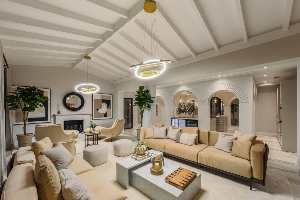 428030f35b7c554e8fdb841a6988fa17 - 10