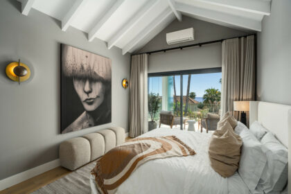 428030f35b7c554e8fdb841a6988fa17 - 16