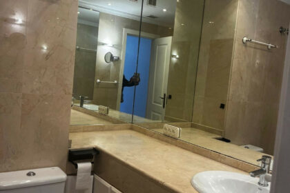 429bf0d8b5b58233c05e546ba585f0d9 - 14