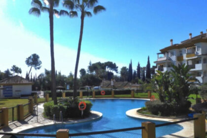 429bf0d8b5b58233c05e546ba585f0d9 - 23