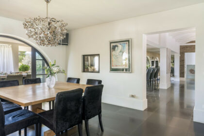 42a08ed41f15b74154b1a0dc2fd1694b - 11