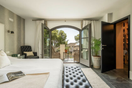 42a08ed41f15b74154b1a0dc2fd1694b - 29